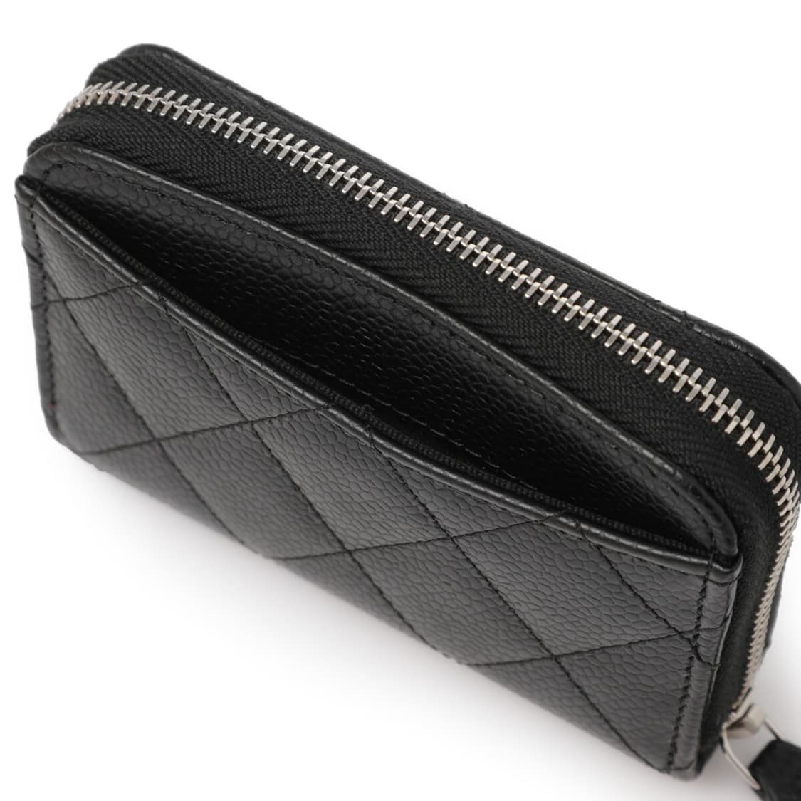 샤넬 클래식 지퍼 동전 지갑 그레인드 카프스킨 & 실버 메탈 블랙 상품이미지4