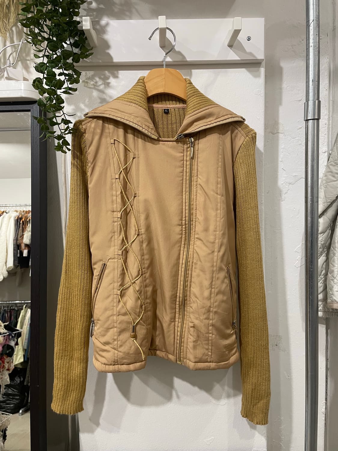 Knit-Sleeve Highneck Puffer 상품이미지7