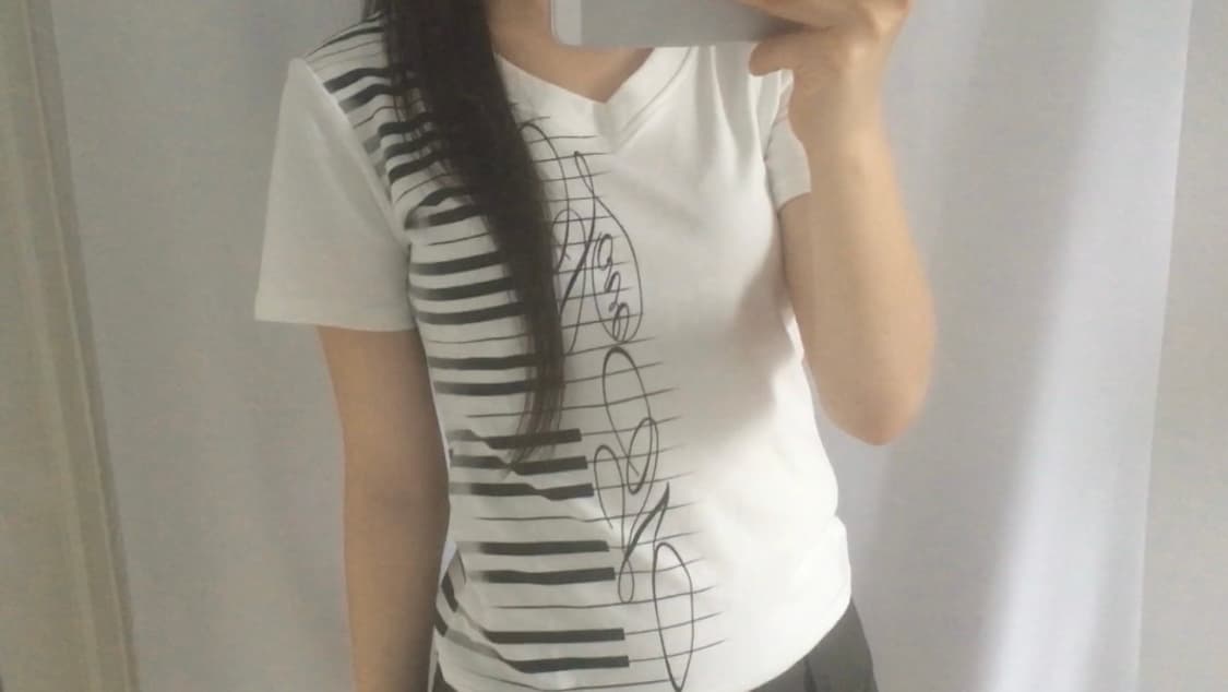피아노 브이넥 티셔츠 상품이미지1