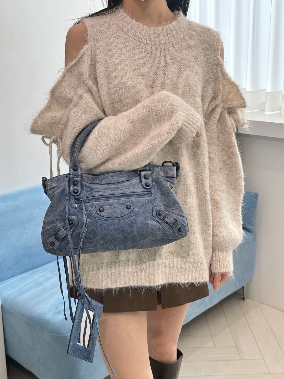 [A 정품] 발렌시아가 시티 모터백 퍼스트 블루 상품이미지8