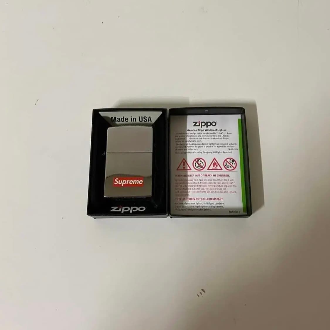 [Free] 15FW 슈프림 Supreme 지포 Zippo 실버 상품이미지1