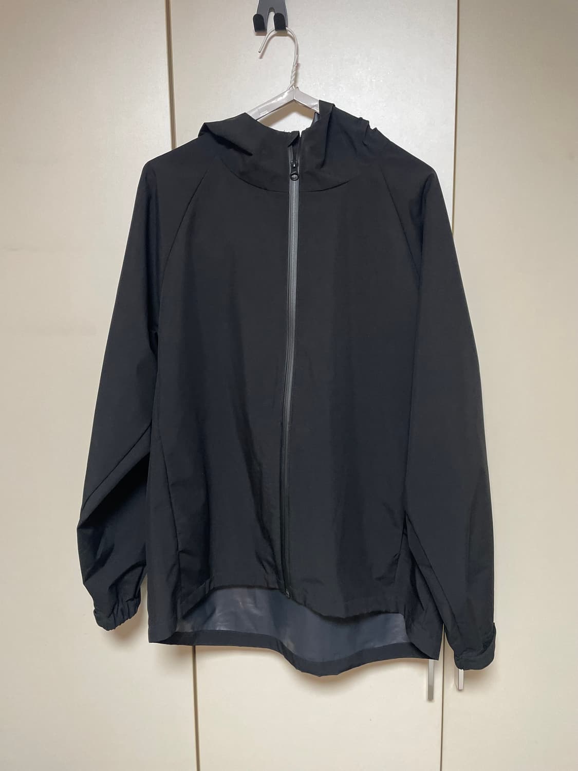 무인양품 블랙 라그랑 후드 발수 바람막이 L 상품이미지1