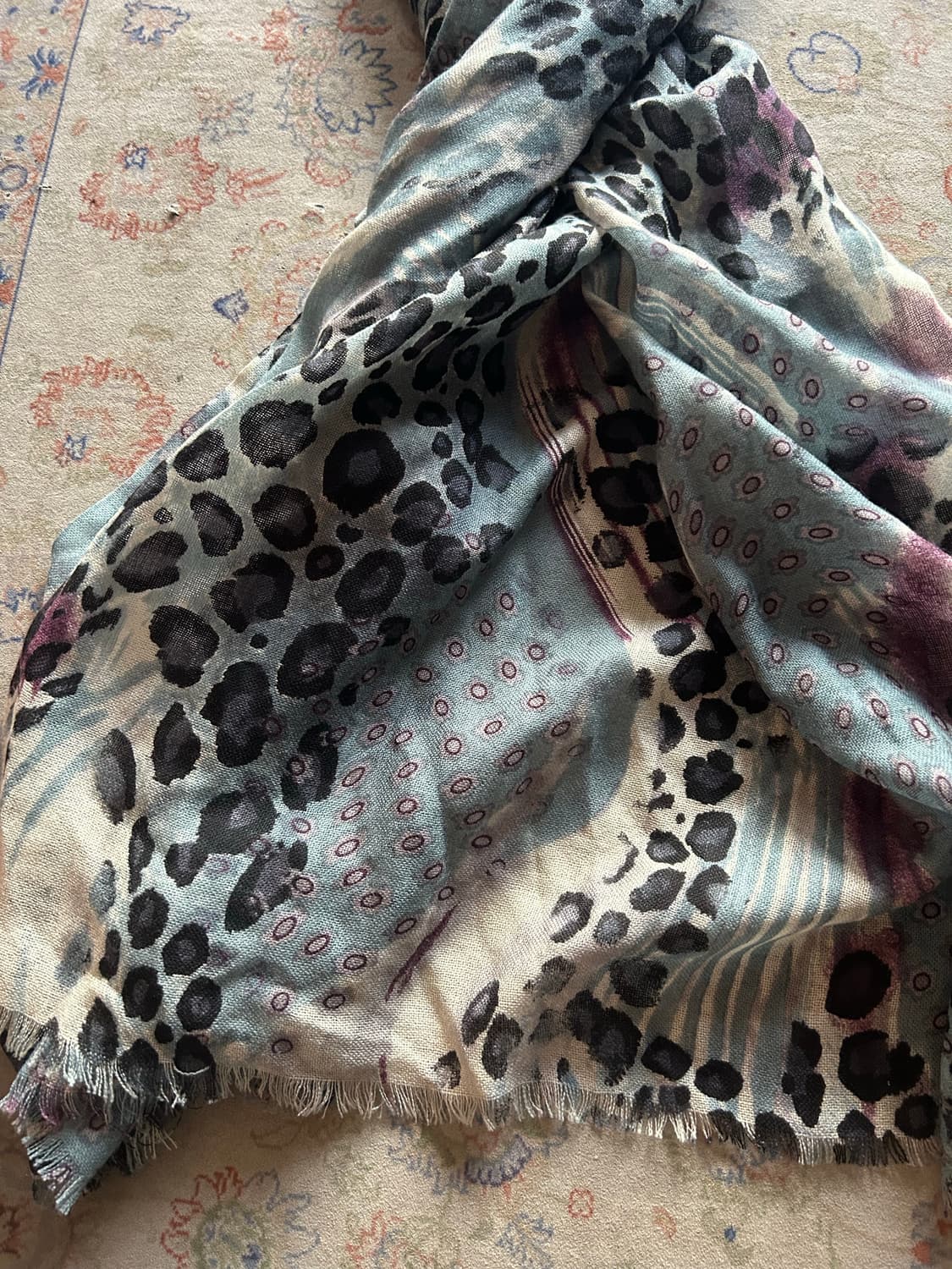 Vintage blue leopard scarf 상품이미지2