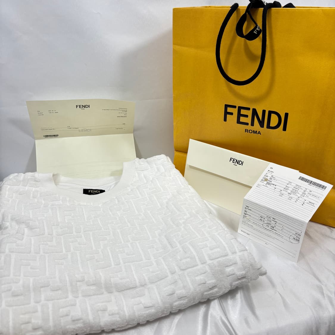 (새상품급,풀구성)펜디 FF 타월링 반팔 티셔츠 상품이미지9