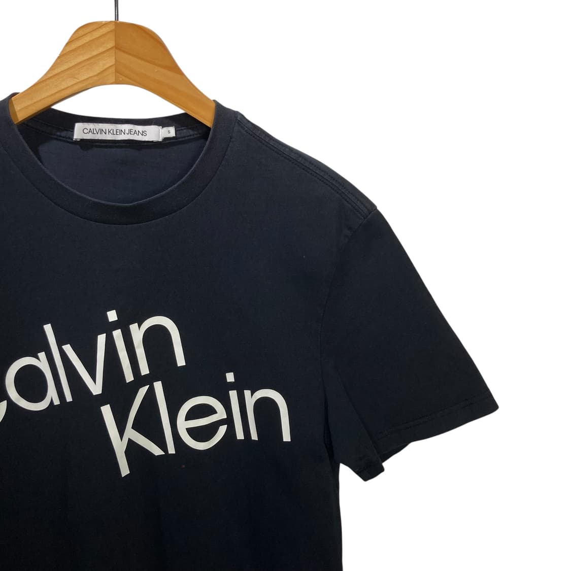 캘빈클라인 진스 빅로고 블랙 반팔 상품이미지3