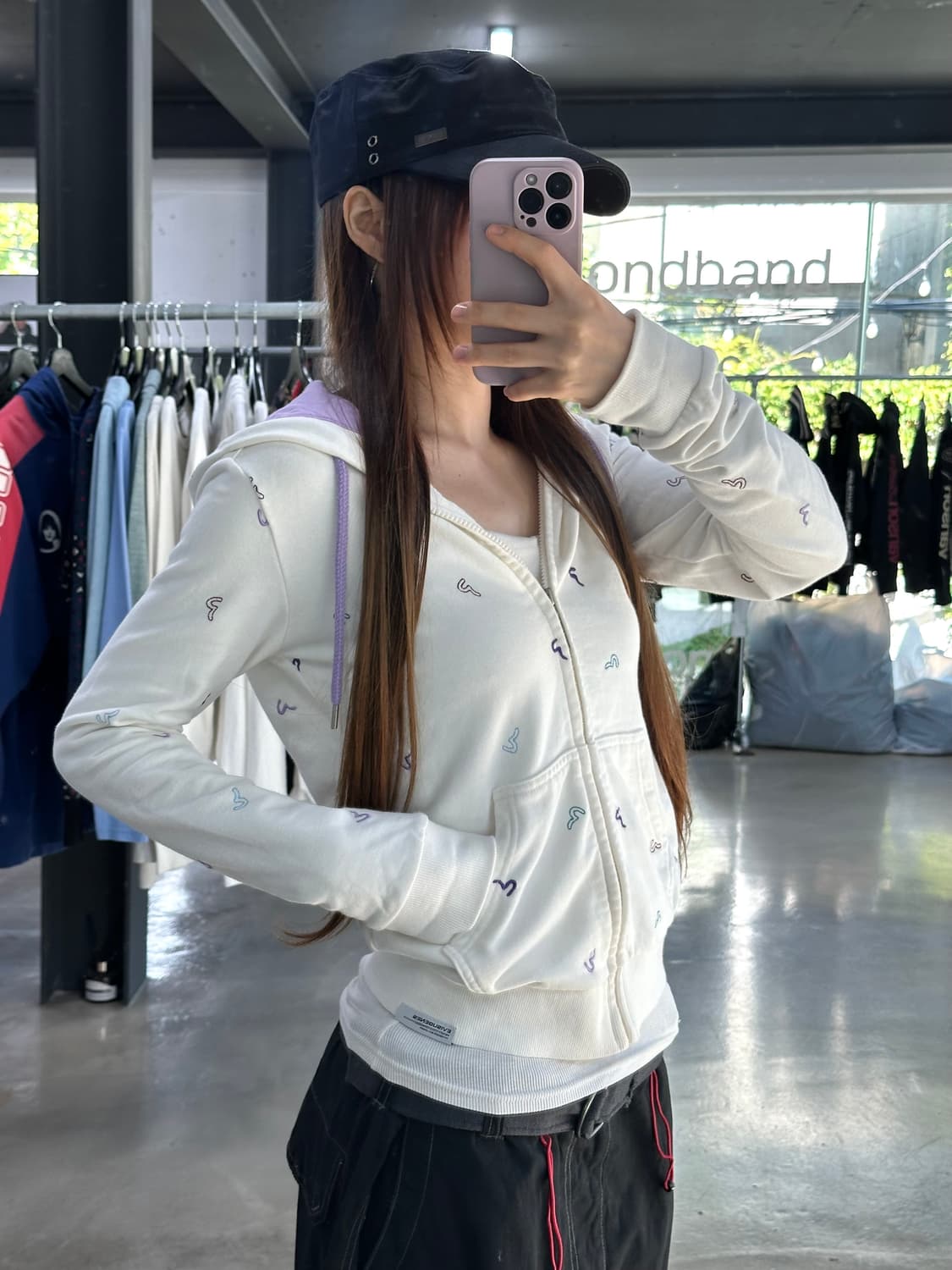에비수 크림퍼플 풀 자수로고 후드집업  상품이미지4