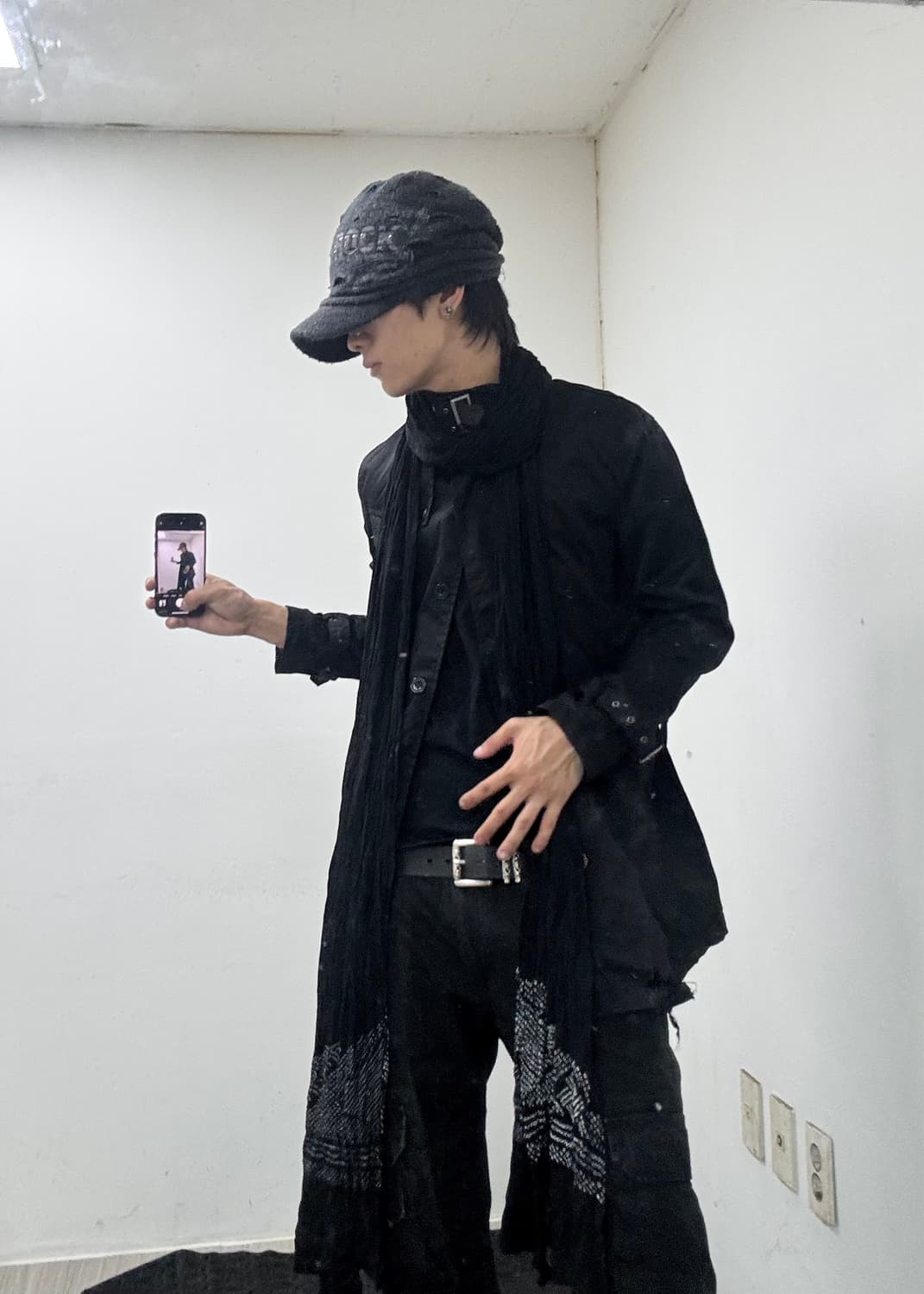 “Vintage” Black Scarf 상품이미지5