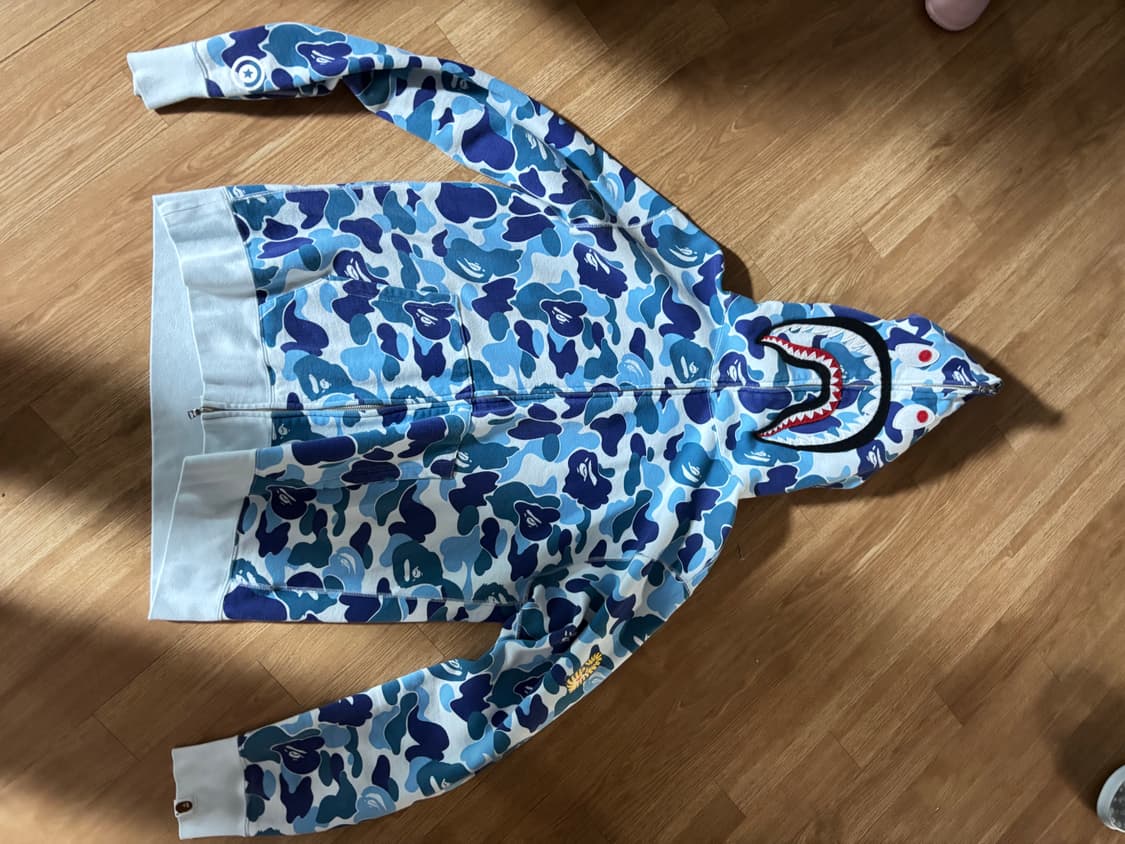 베이프 샤크 후드집업 상품이미지2