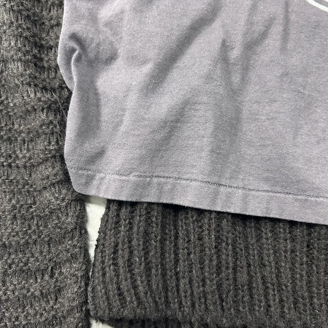 언더커버 23AW RAMONES 리버시블 스웨터  상품이미지3