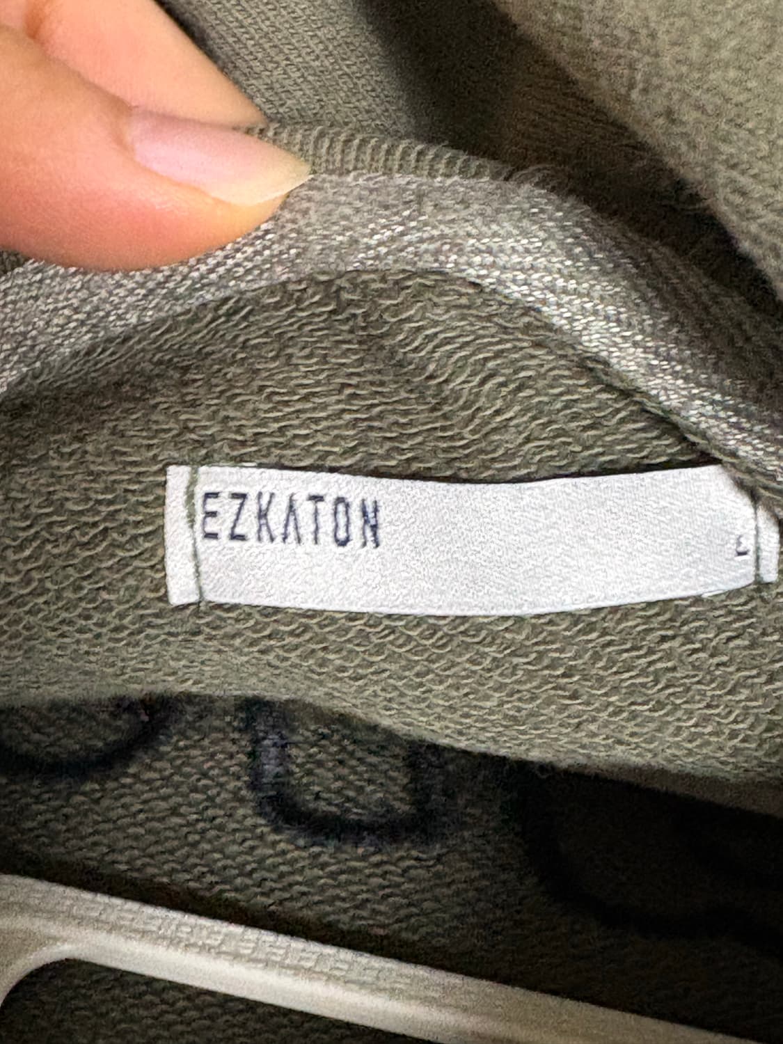 애즈카톤 후드티 상품이미지4