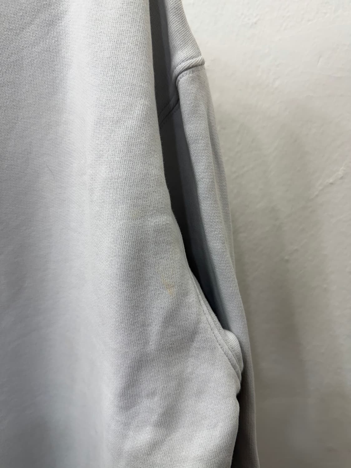 정품) 아크네스튜디오 남성 맨투맨 L 상품이미지5