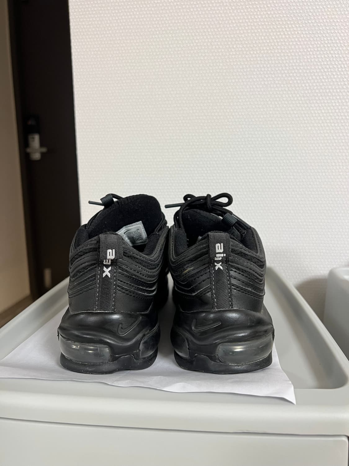 나이키 에어맥스 97 올블랙 235 상품이미지3