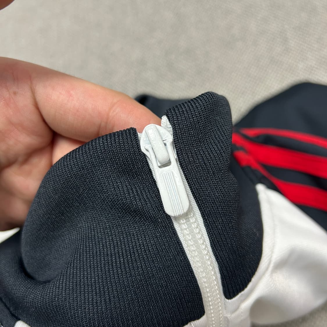 (해외판)아디다스 리버풀 흰빨 트랙탑 져지(S) 상품이미지5