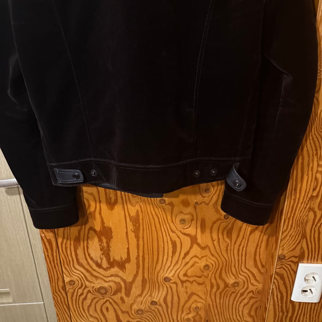 톰포드 23 F/w 라이트벨벳 웨스턴 트러커 자켓 상품이미지8