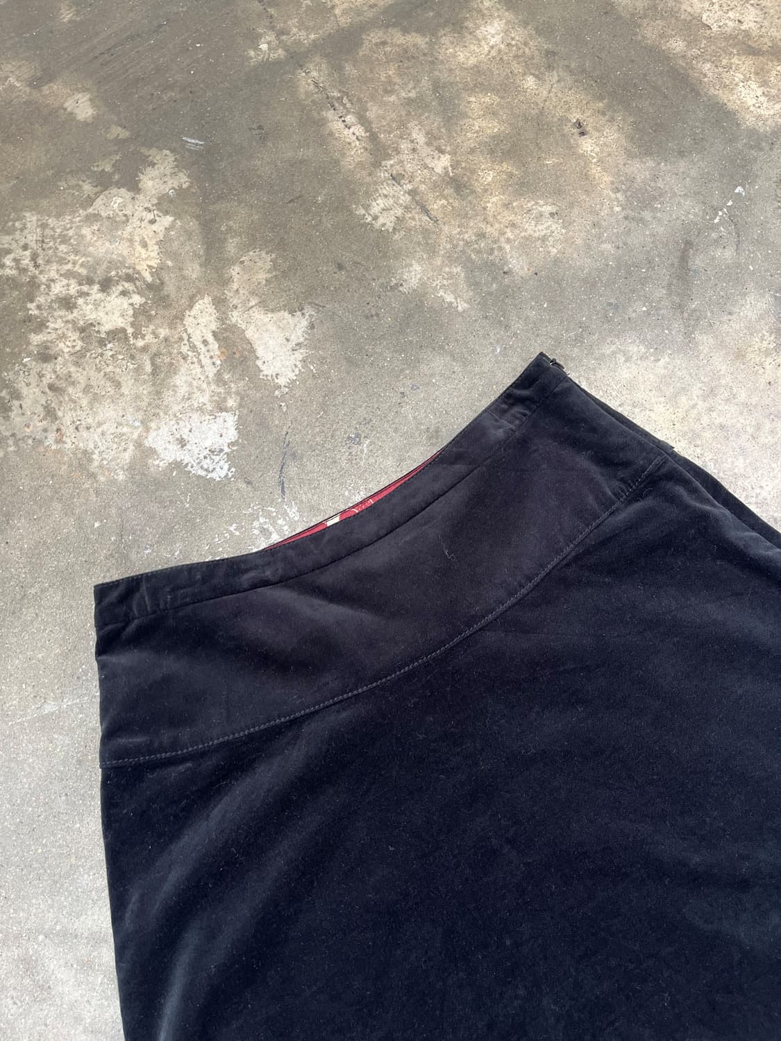 DKNY JEANS 벨벳 플리츠 디테일 스커트  상품이미지3