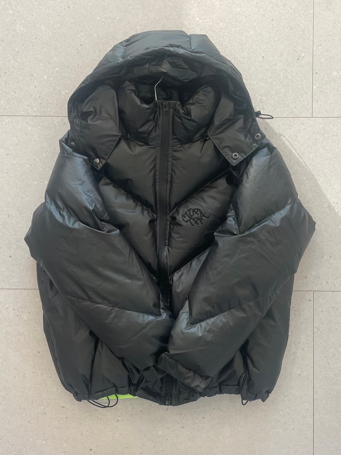 Mertra패딩 판매합니다 상품이미지1