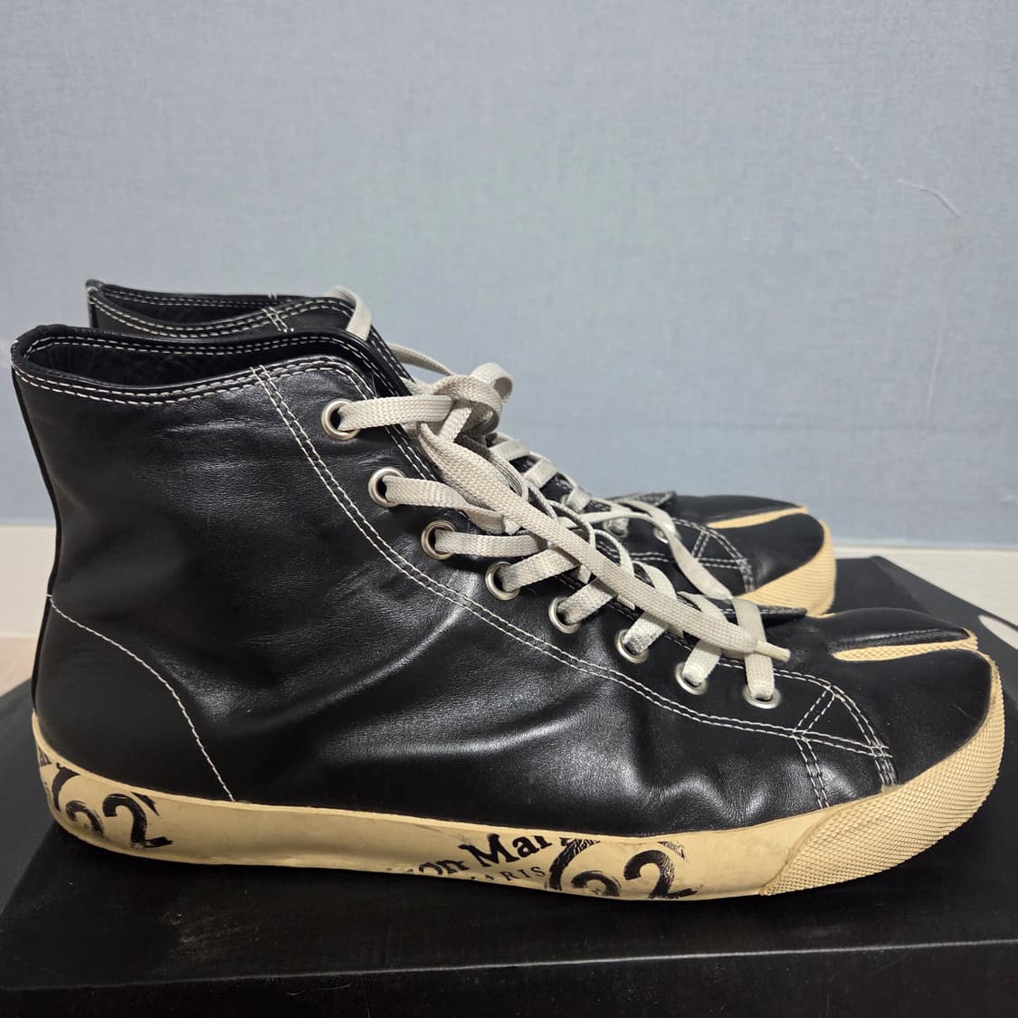 마르지엘라 타비 스니커즈 레더 상품이미지2