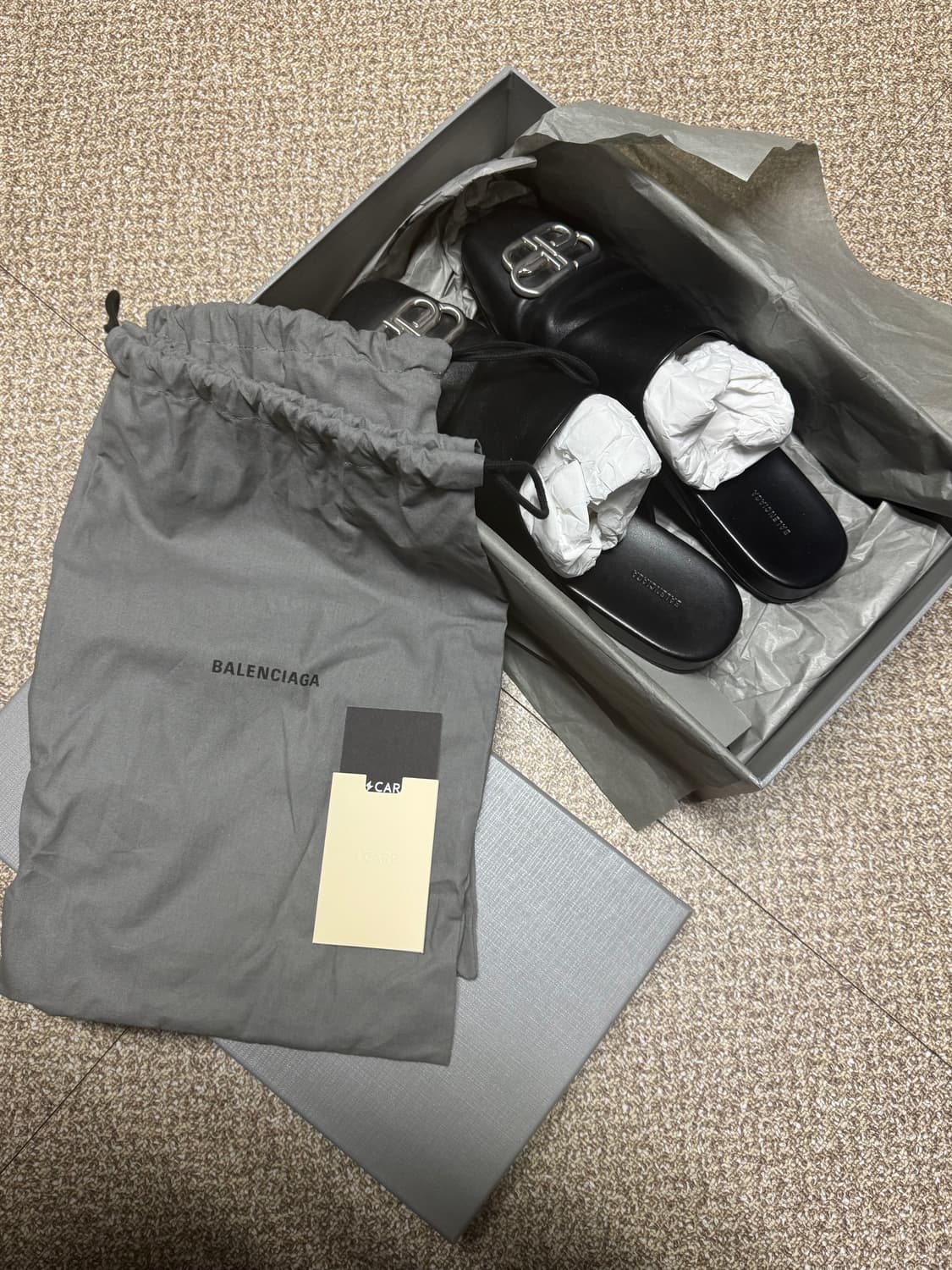 (42) 발렌시아가 BB Rim Logo Mule 상품이미지2