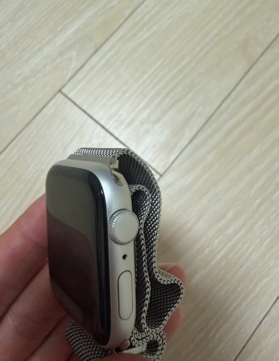 애플워치 se2 44mm 실버 판매합니다 상품이미지3