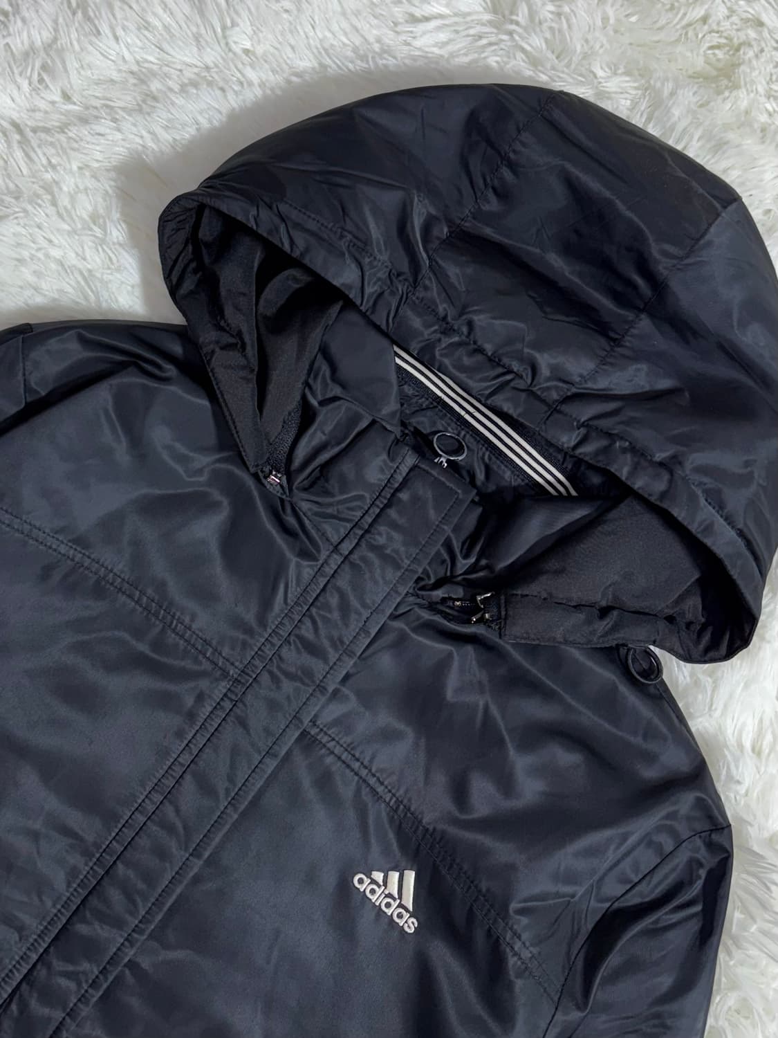 아디다스 블랙 스몰로고 점퍼  상품이미지4