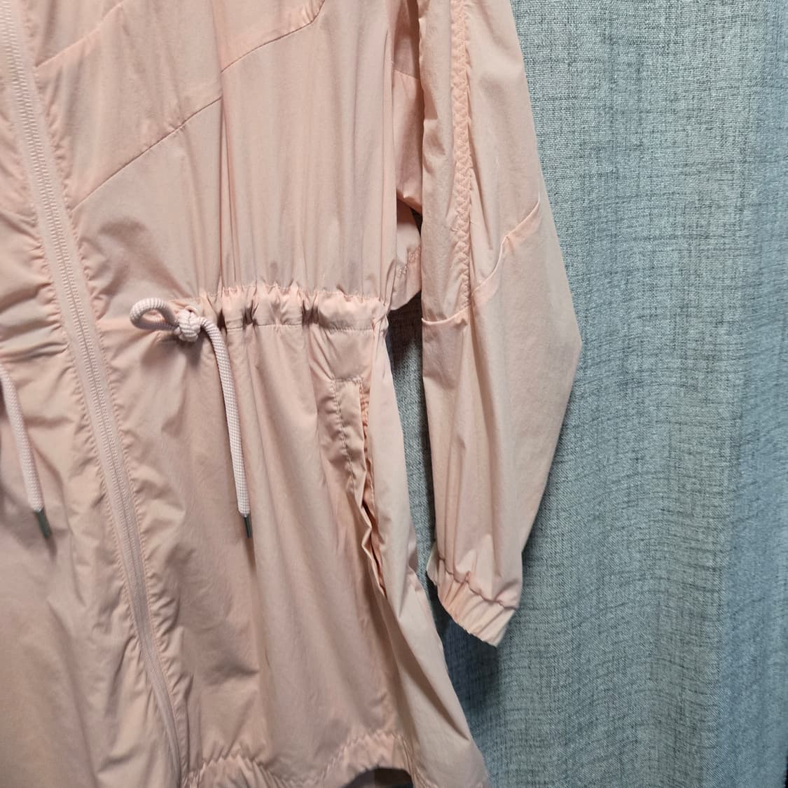 안다르 핑크 후드 바람막이 자켓  상품이미지3