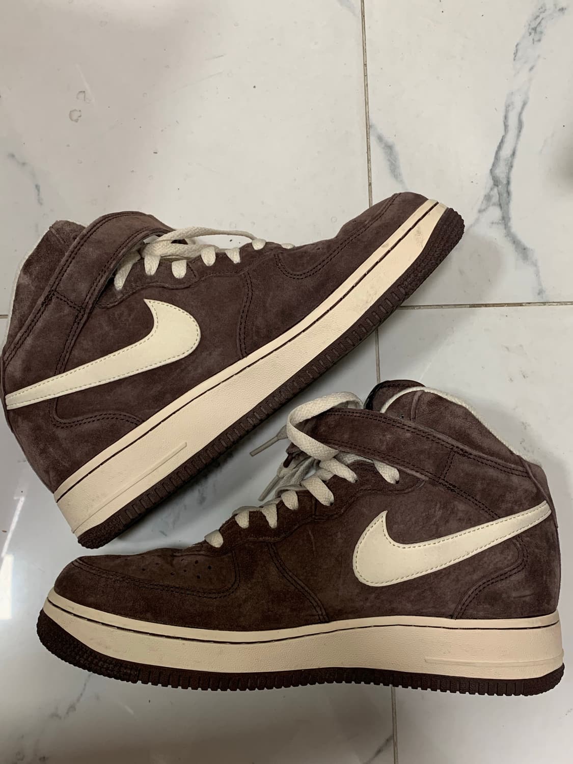 나이키 에어포스1 미드 '07 QS 초콜릿 260입니다 상품이미지4