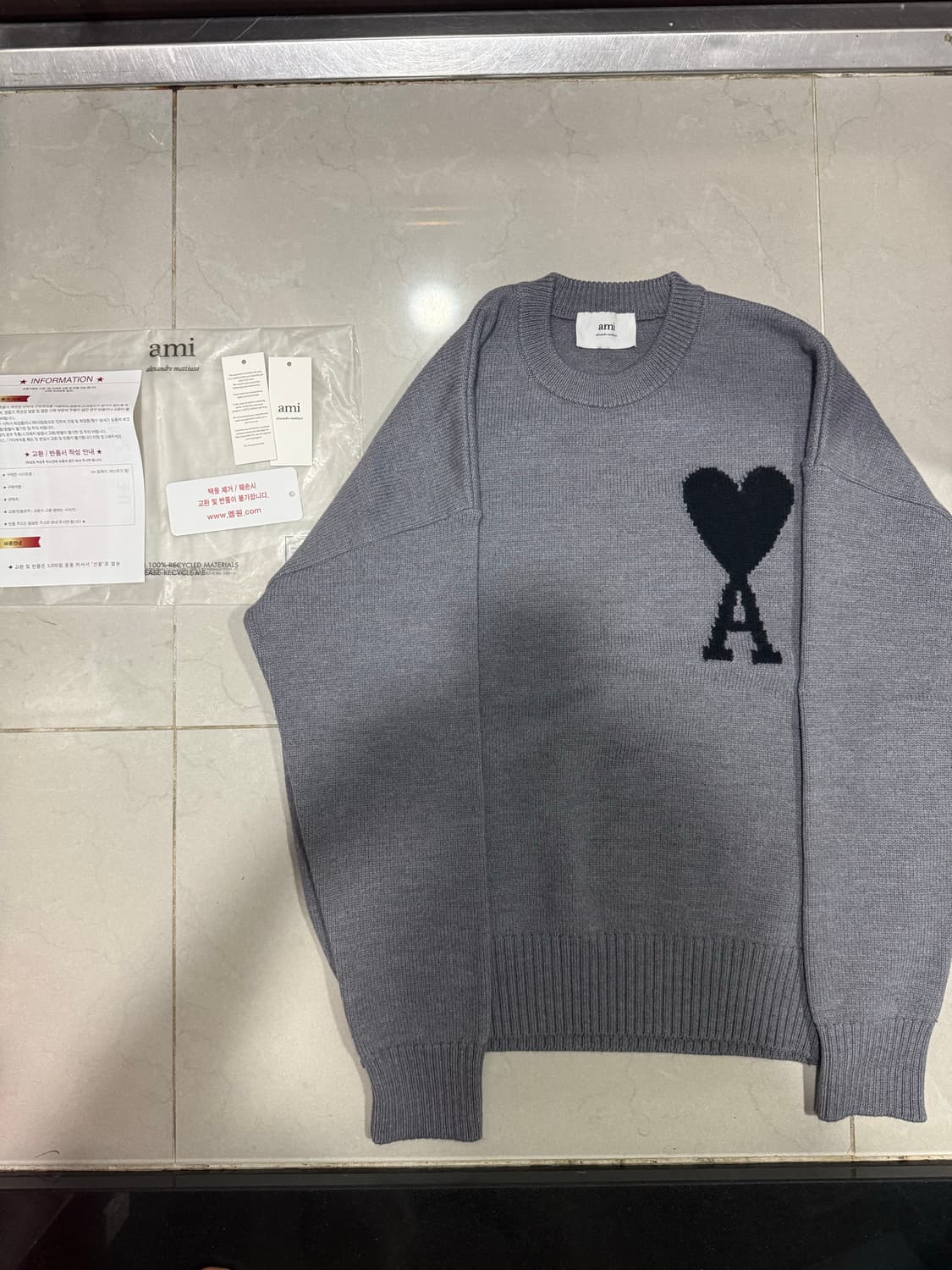 [당일출고,M사이즈] 아미 인타르시아 빅하트 니트 그레이 블랙 상품이미지1