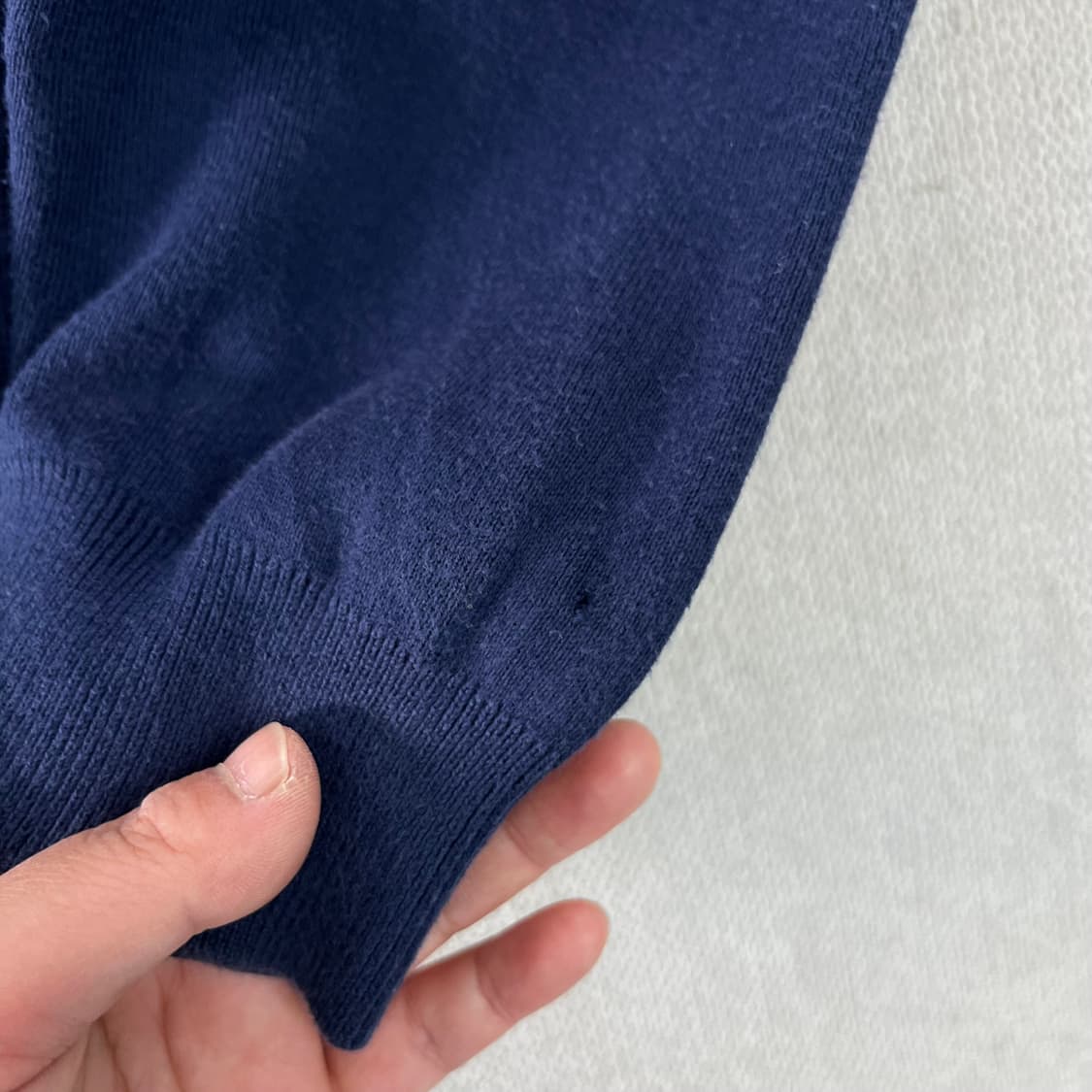 100 폴로랄프로렌 피마코튼 브이넥 네이비 니트 상품이미지5