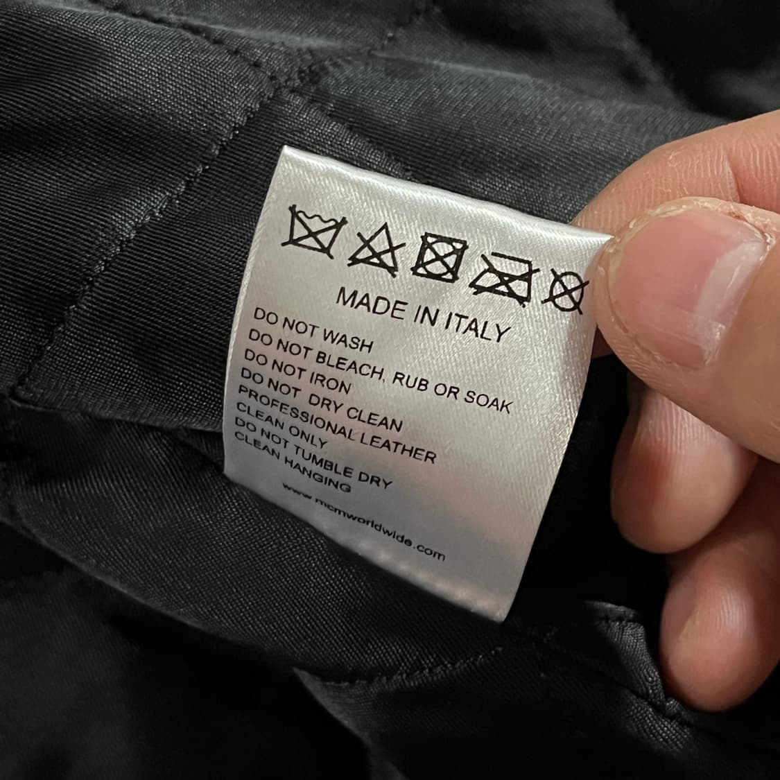 [100] MCM 램스킨 바시티 봄버자켓 상품이미지10