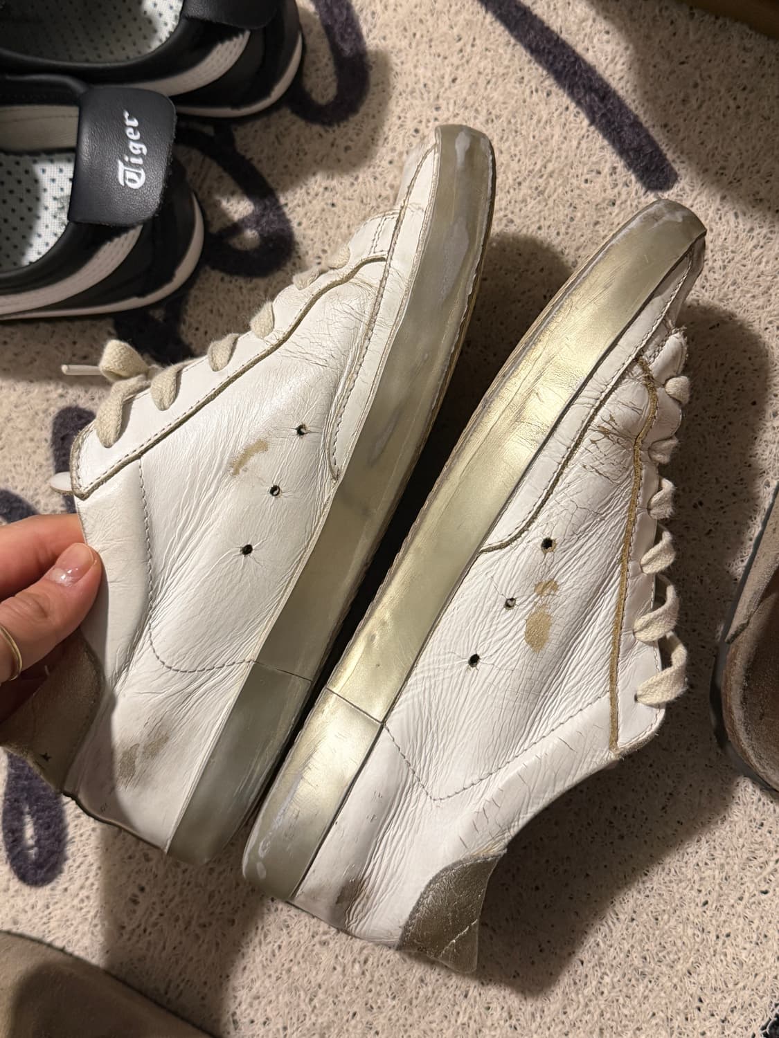 골든구스 슈퍼스타 화이트 스니커즈 상품이미지4