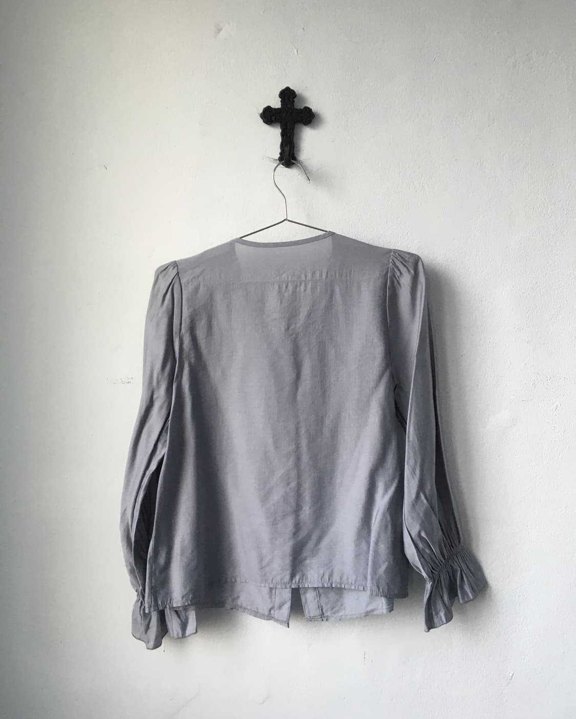 ruffle silver blouse 상품이미지3