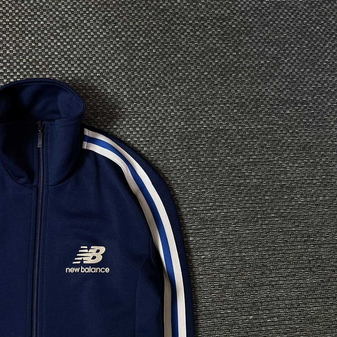 뉴발란스 블루 트랙탑 져지 100 상품이미지3