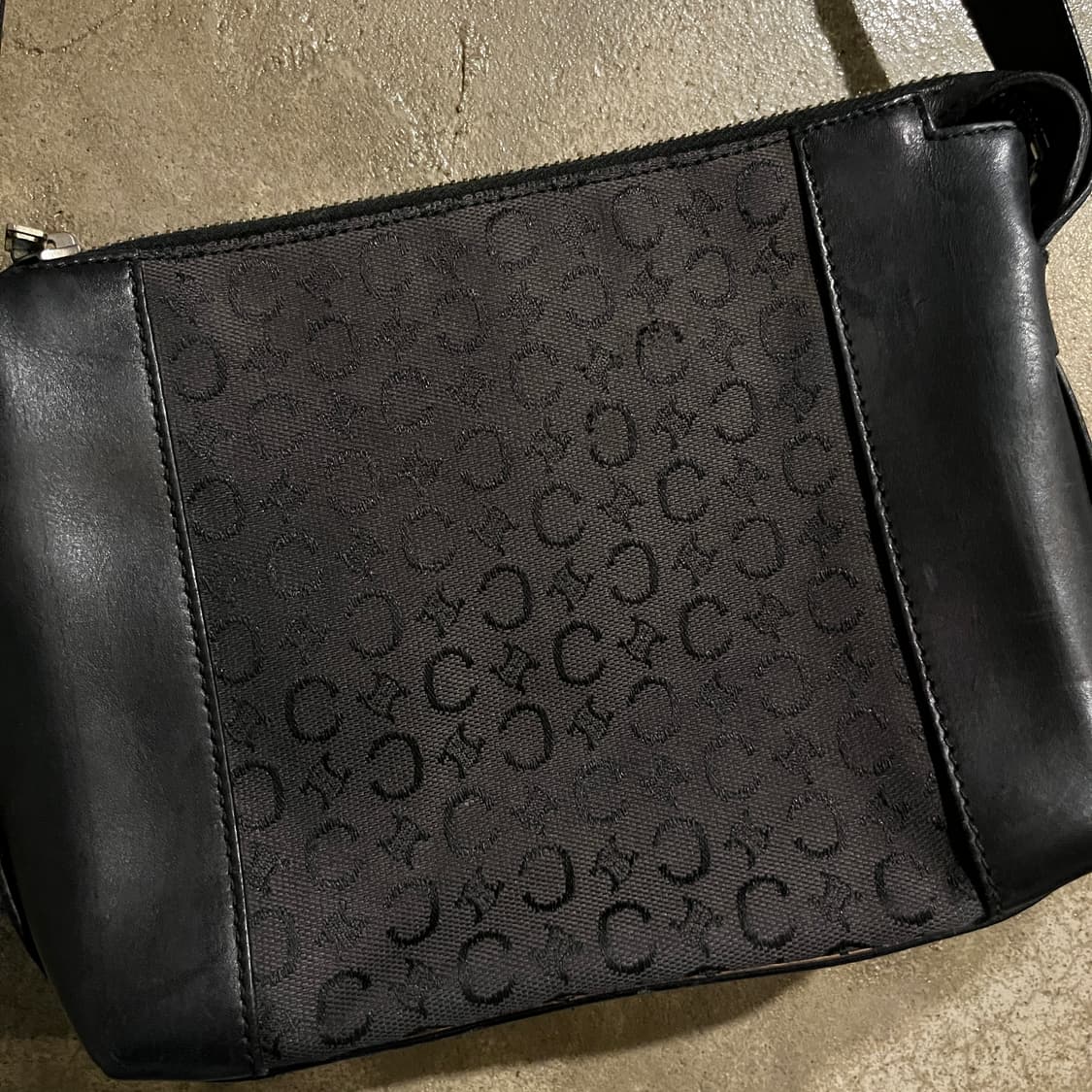 셀린느 크로스백 상품이미지2