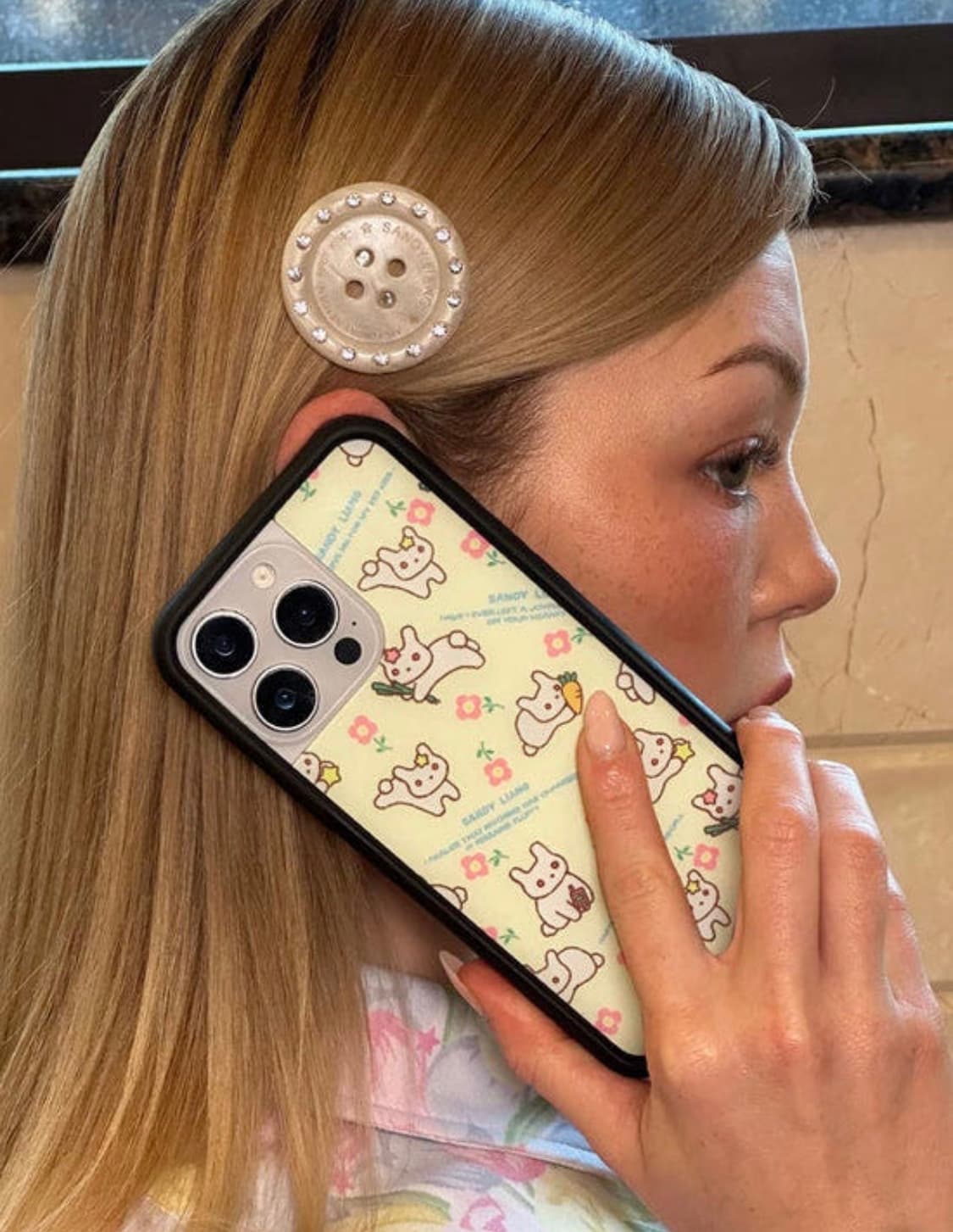 와일드플라워 샌디리앙 아이폰15 폰케이스 상품이미지2