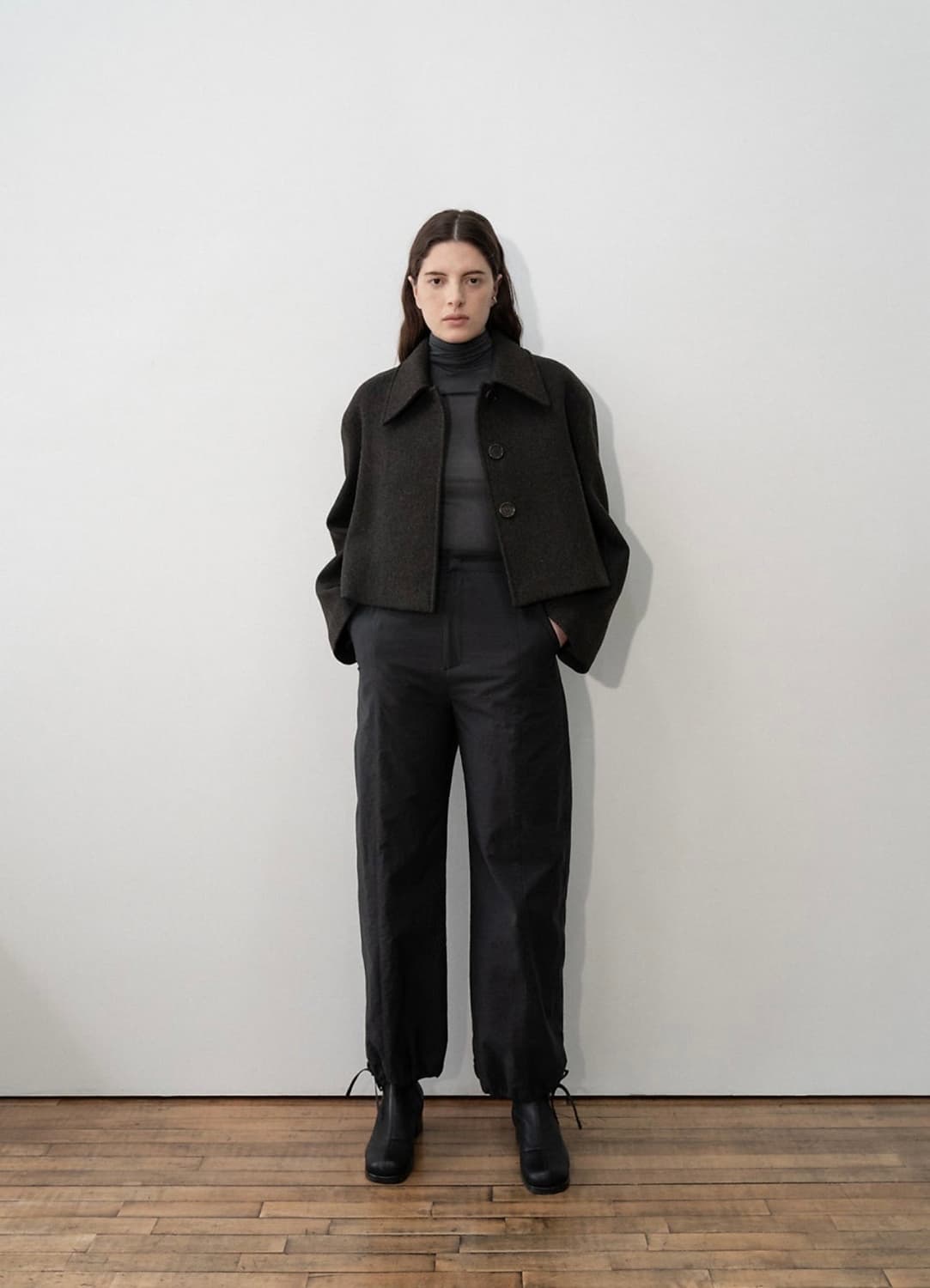 아모멘토 크롭코트 브라운 상품이미지2