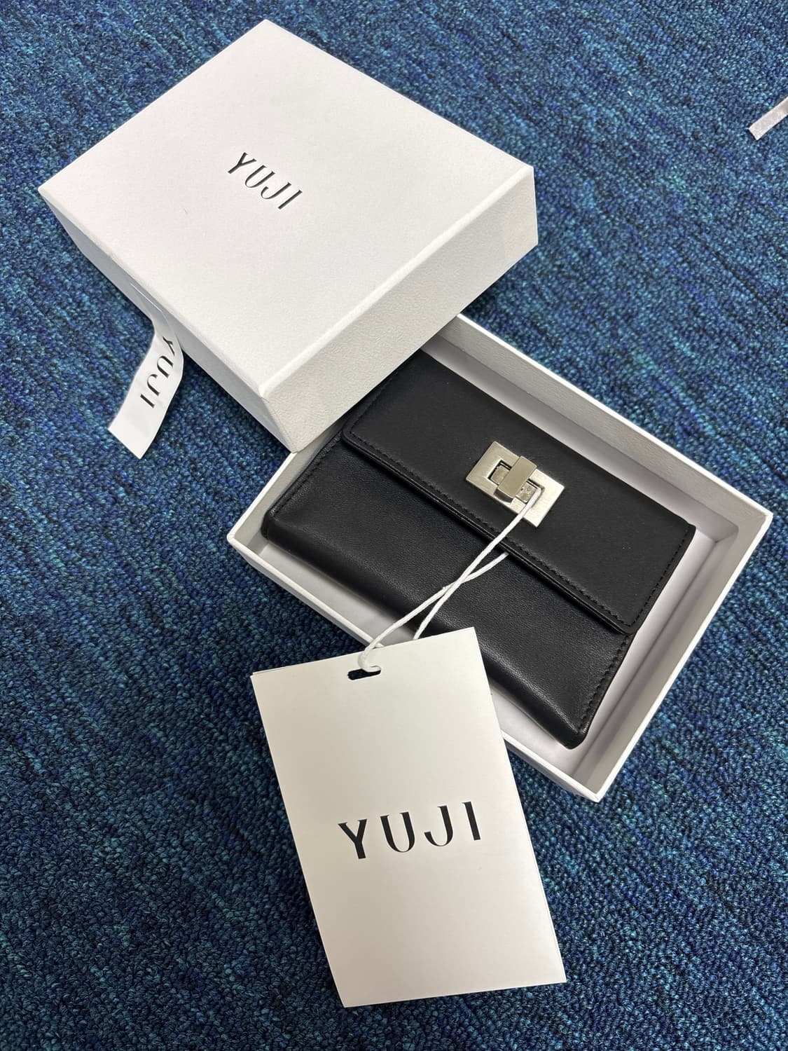 YUJI 지갑 새상품 상품이미지1