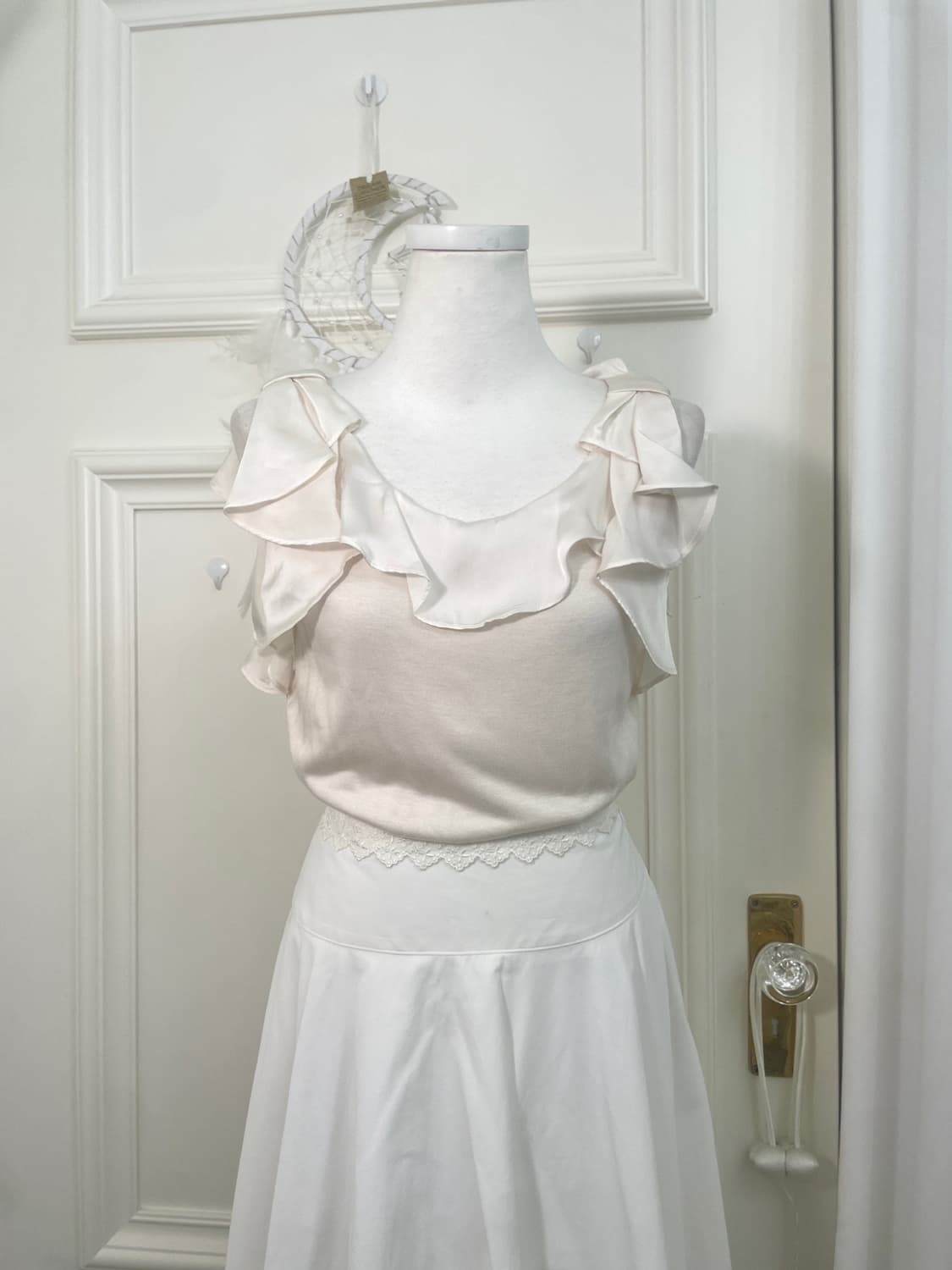 satin ruffle bow basic span sleeveless 상품이미지7