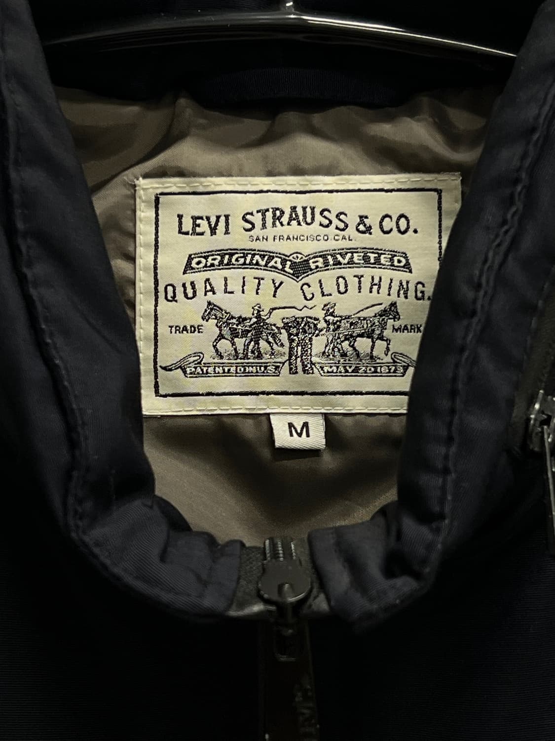 (M) 리바이스 사파리 헌팅 나일론 자켓 다크네이비 상품이미지4