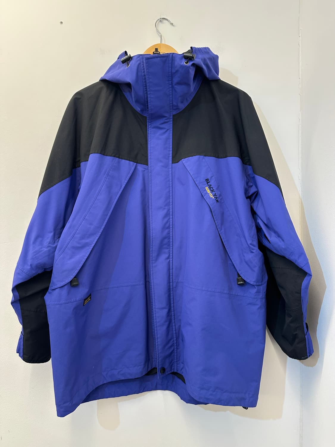 105) 블랙야크 고어텍스 바람막이 등산복 청보라 상품이미지1