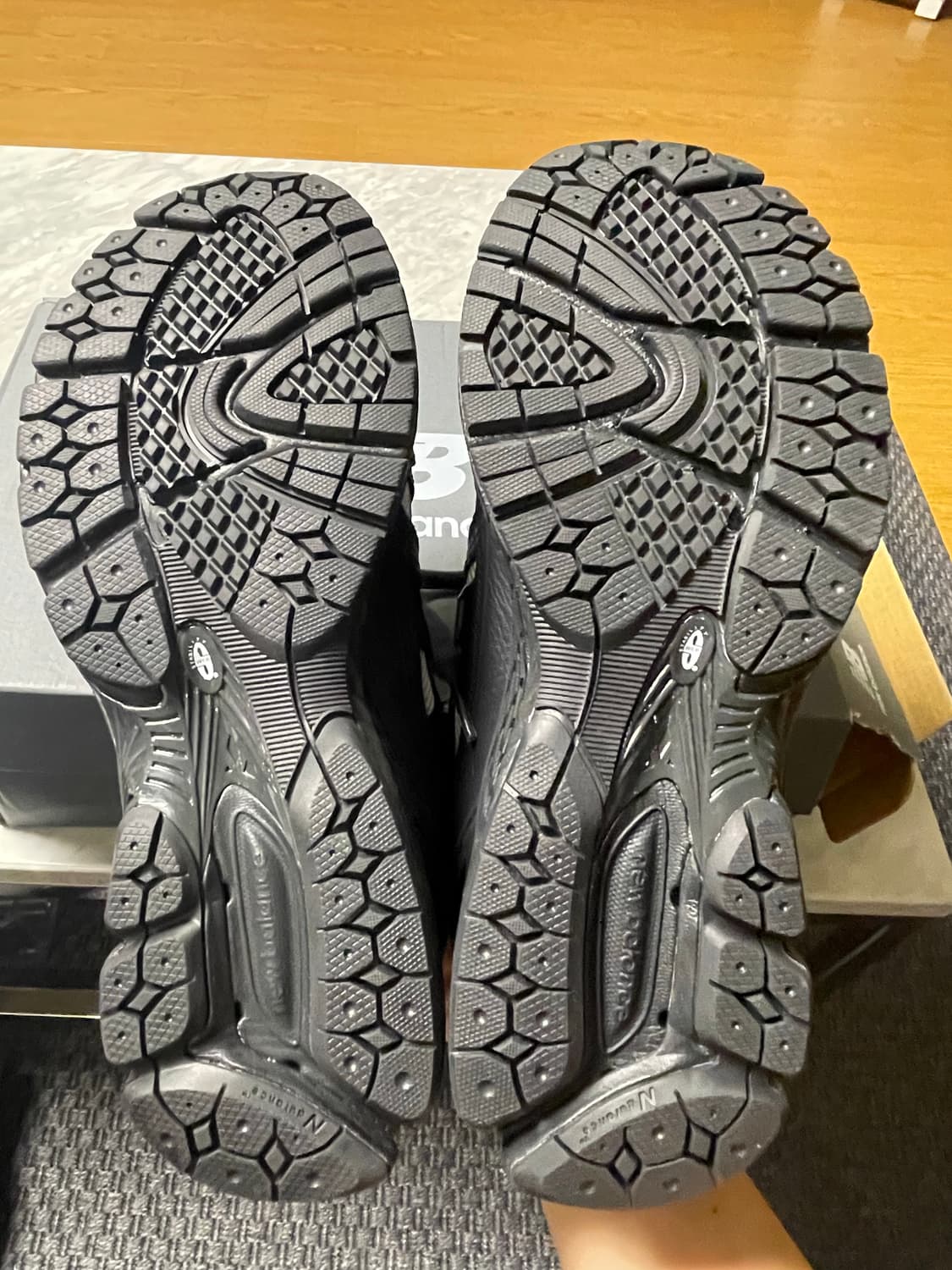 (290)New Balance 1906R Polka Dot Black 상품이미지5