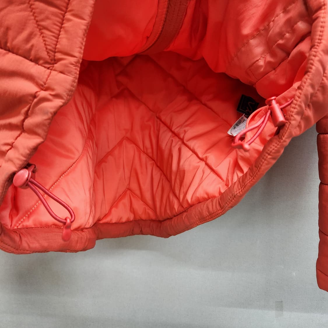 노스페이스 로고 경량 패딩 M(남여공용) 상품이미지4