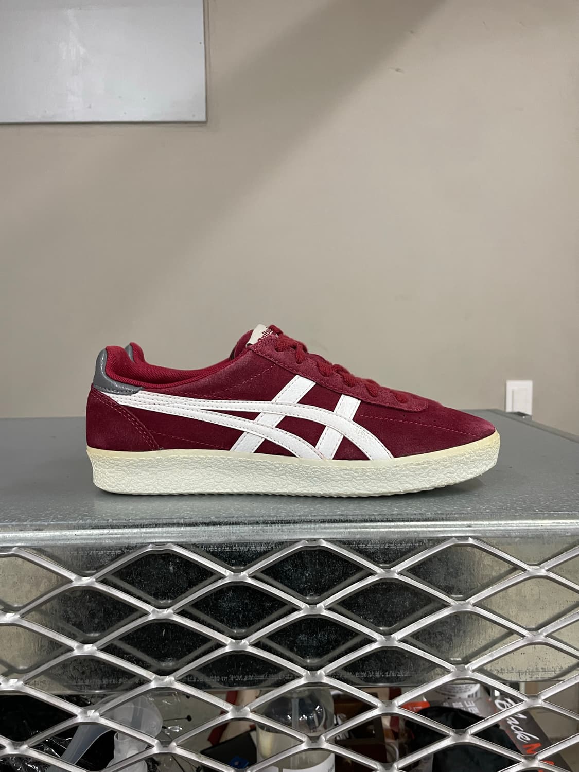 오니츠카타이거 비카 모스코우 버건디 스웨이드 250 상품이미지4