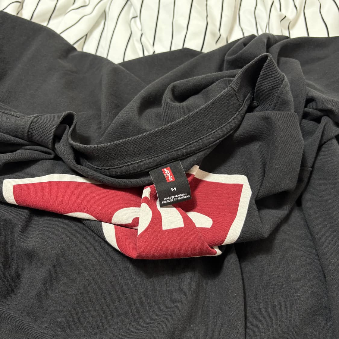 오아시스 oasis x 리바이스 반팔 티셔츠 상품이미지3