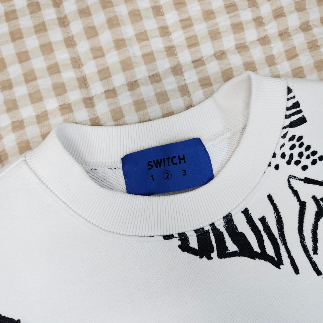 스위치123 오버핏 맨투맨 남자100 상품이미지2