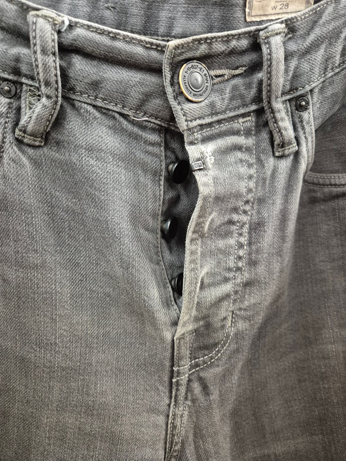 ALLSAINTS 나일 테이퍼핏 그레이진 W28 상품이미지5