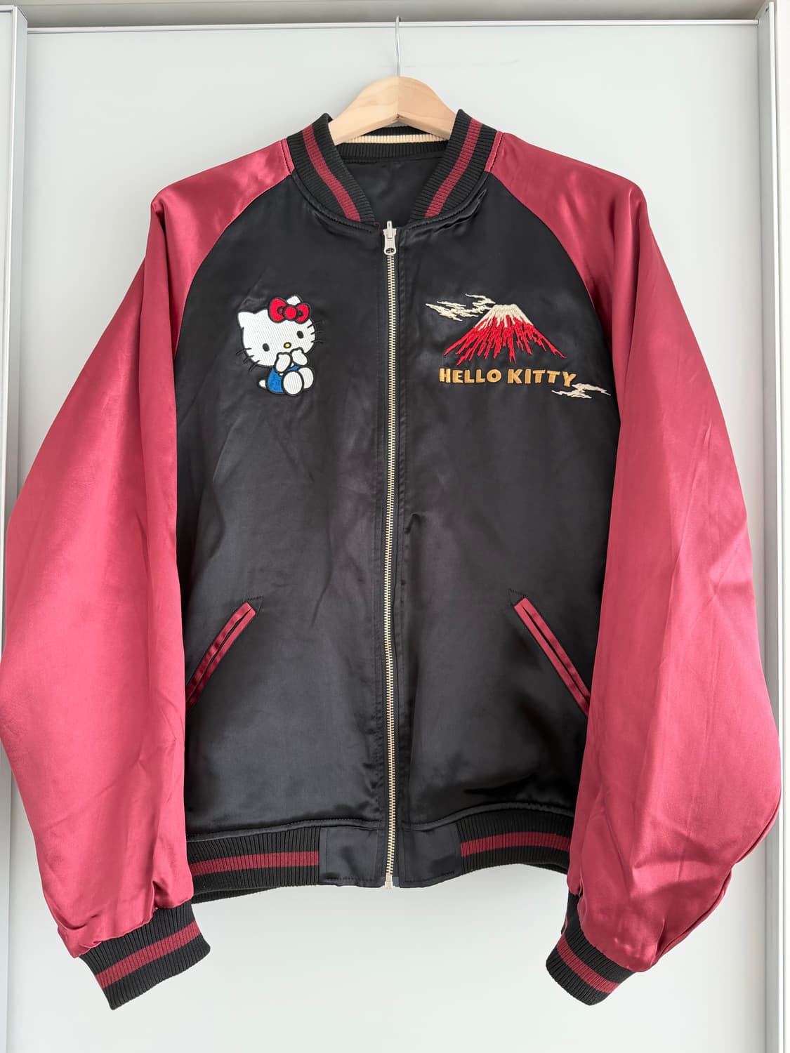 [XL] 카라쿠리 타마시 헬로키티 콜라보 리버시블 스카쟌  상품이미지3