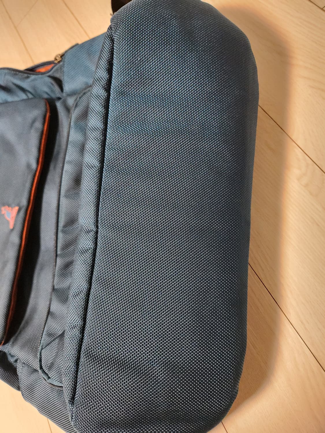 새상품급)캉골 커버 백팩 1038 (사파이어)

캐주얼가방/백팩/노트북수 상품이미지5