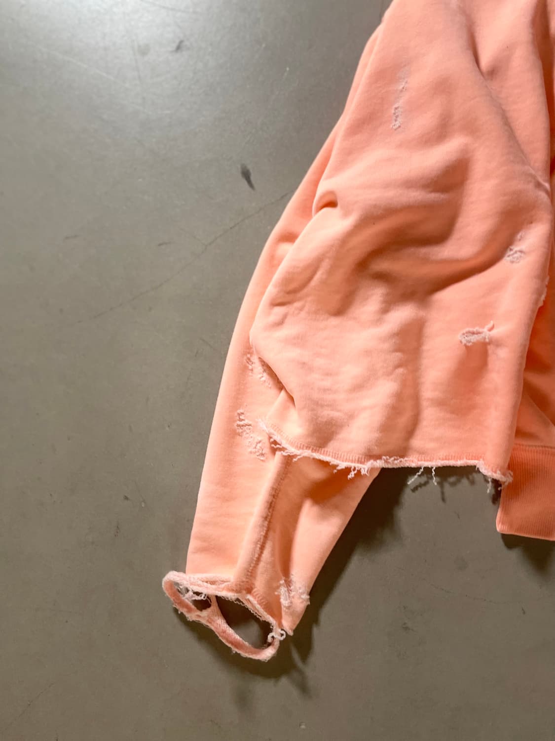 KZ 아틀리에 Distressed Hoodie  상품이미지7