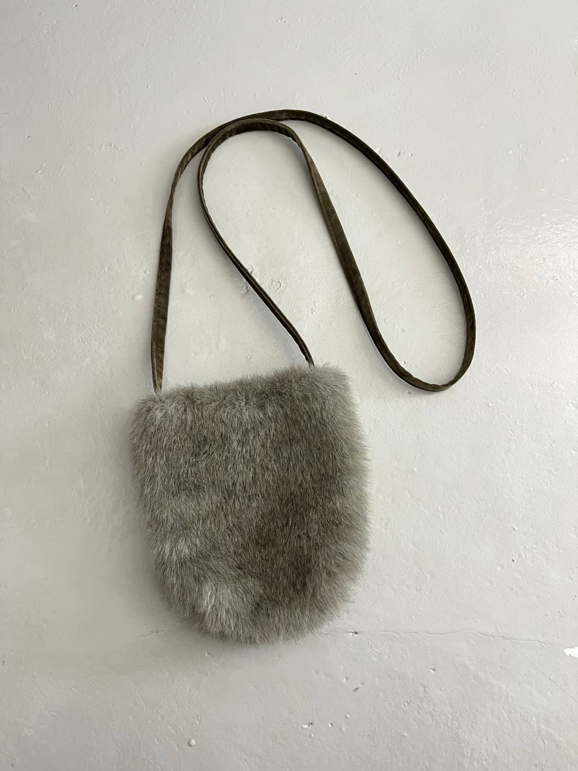빈티지 퍼 미니 크로스백 인조모피 숄더백 상품이미지1