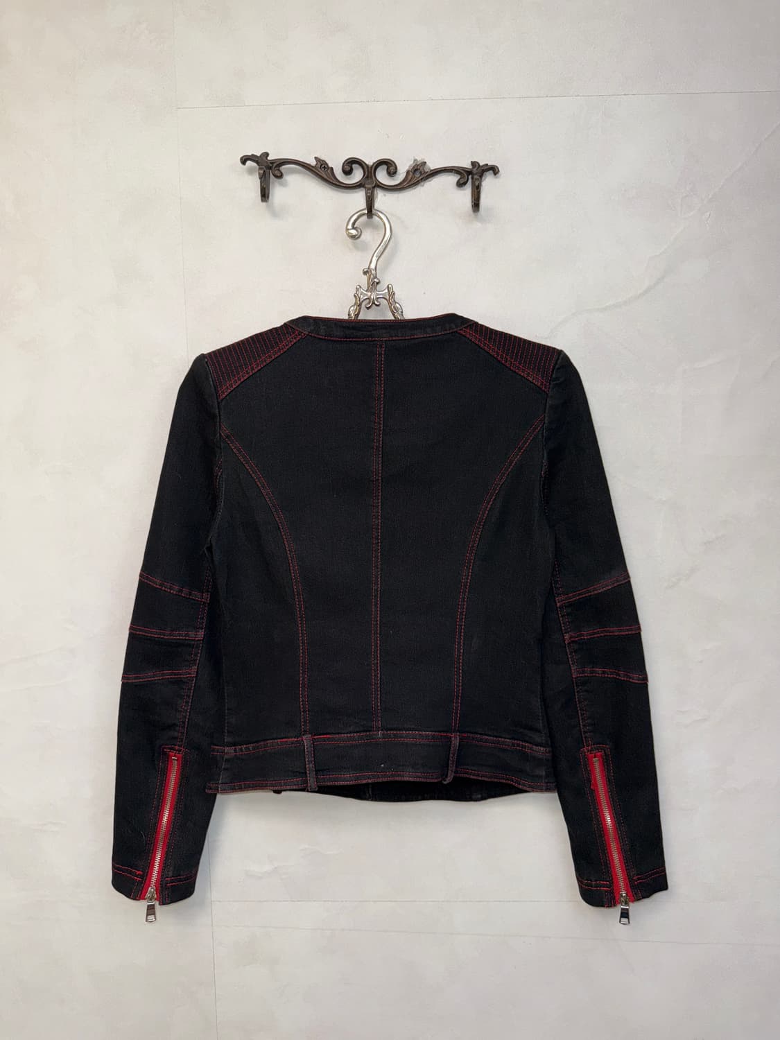 Black denim red stitch crop jacket 상품이미지3